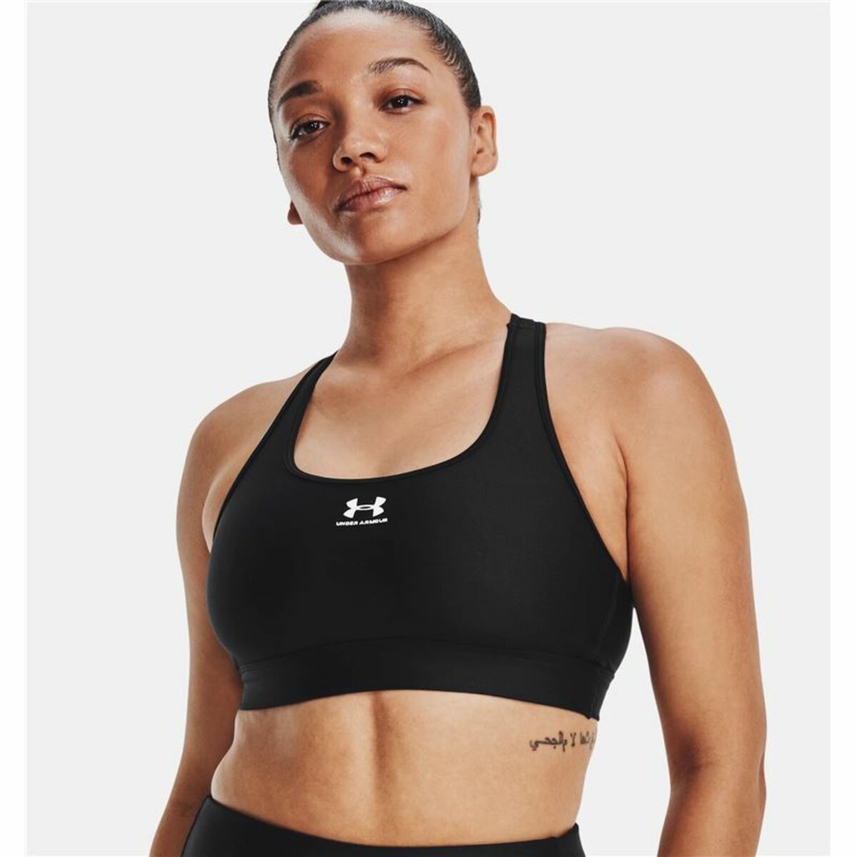 Sports Bra Under Armour Black for Ladies - Comfortable Fit