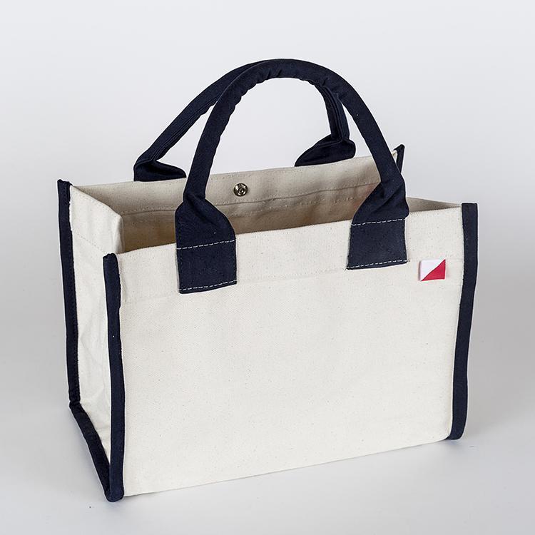 Stylish Village Tote Bag with Interior Pockets for Essentials