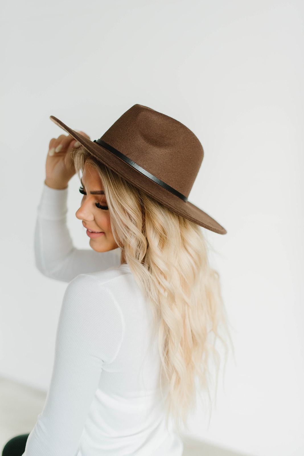 Wide Brim Felt Hat - Stylemz