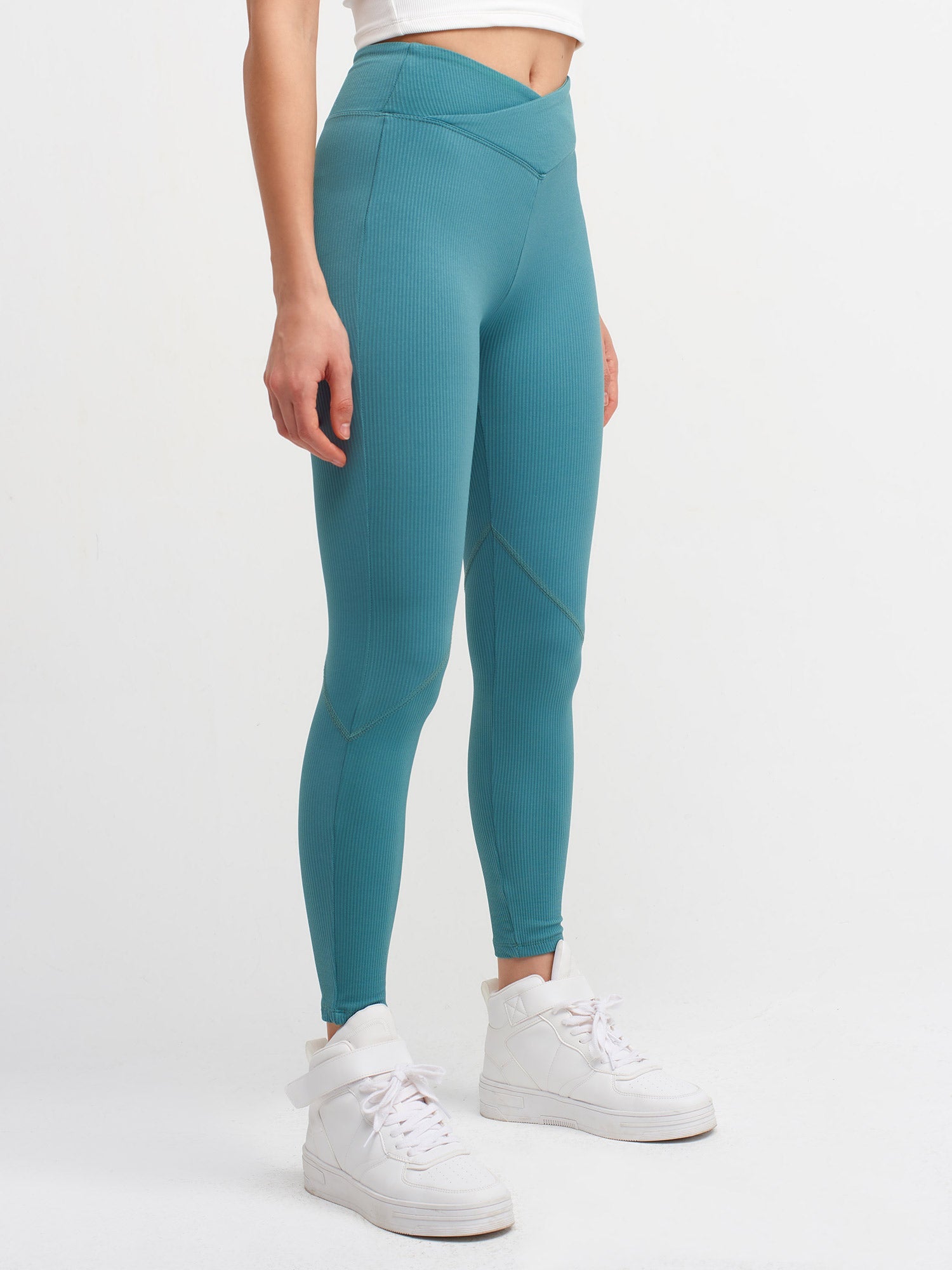 Belt Detailed Leggings - Stylemz