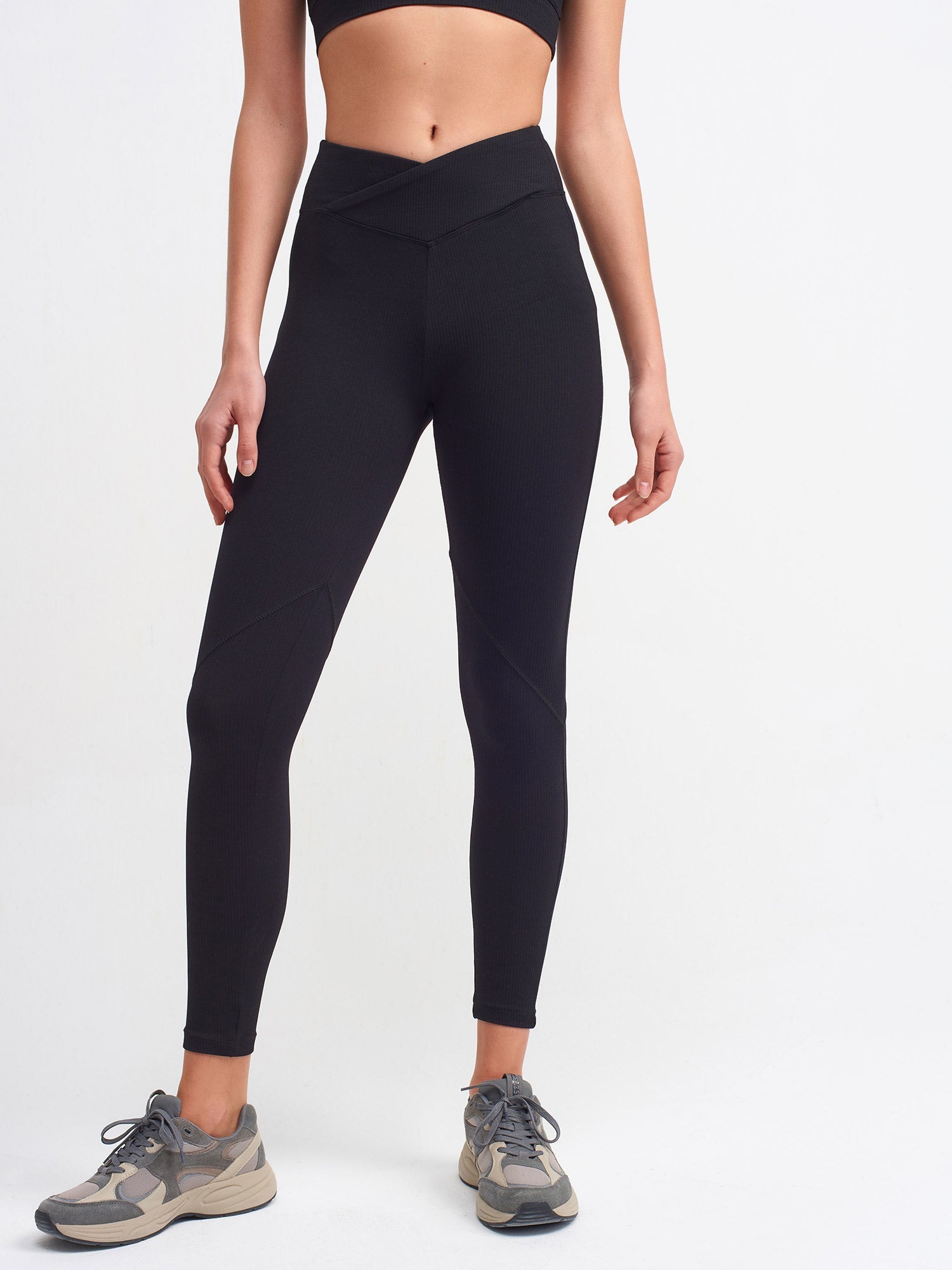 Belt Detailed Leggings - Stylemz