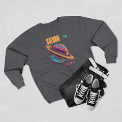 Sudadera unisex con cuello redondo Saturn is there - StyleMZ 