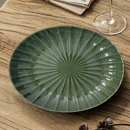 Versatile Ceramic Plate Set Perfect for Meals and Decor