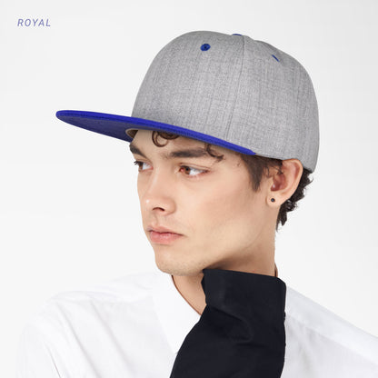 Two-Tone Heather Grey Flat Bill Snapback Cap for Comfort