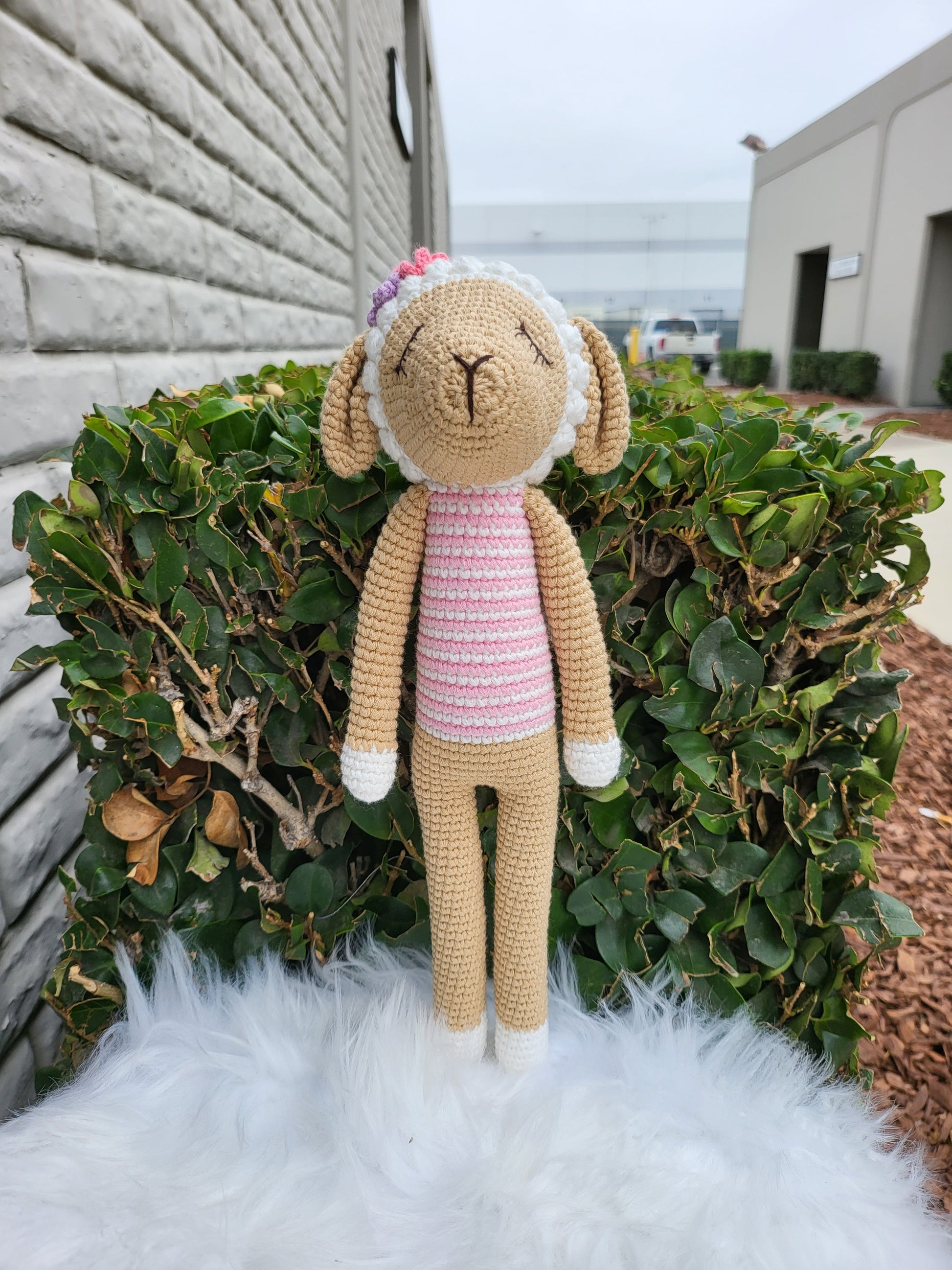 Slim Standing Sheep - Stylemz