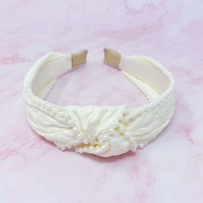 Elegant Knot Pearl Embellished Headband for Stylish Looks