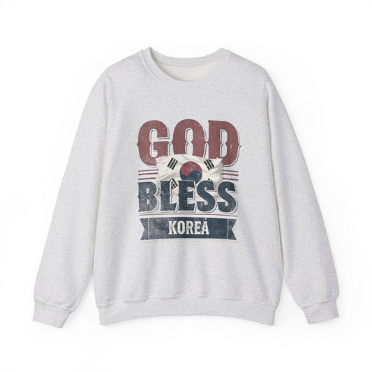 StyleMZ - Sudadera unisex con cuello redondo Heavy Blend™ de God bless Korea - StyleMZ 