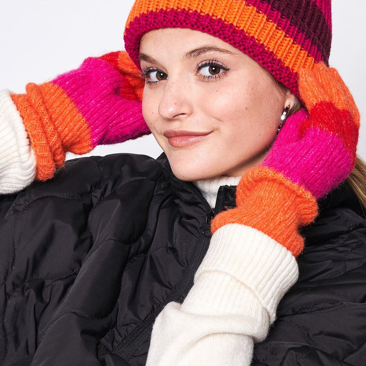 Cozy Color Stripes Long Gloves for Stylish Warmth