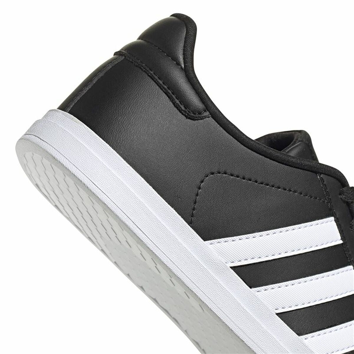 Sports Trainers for Women Adidas Courtpoint Lady Black