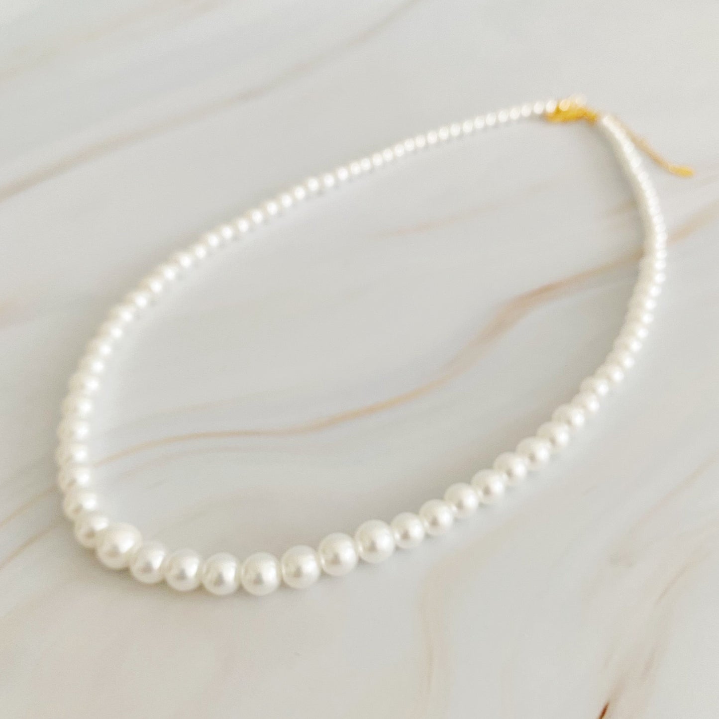 Queen Liz Graduated Pearl Necklace for Elegant Style