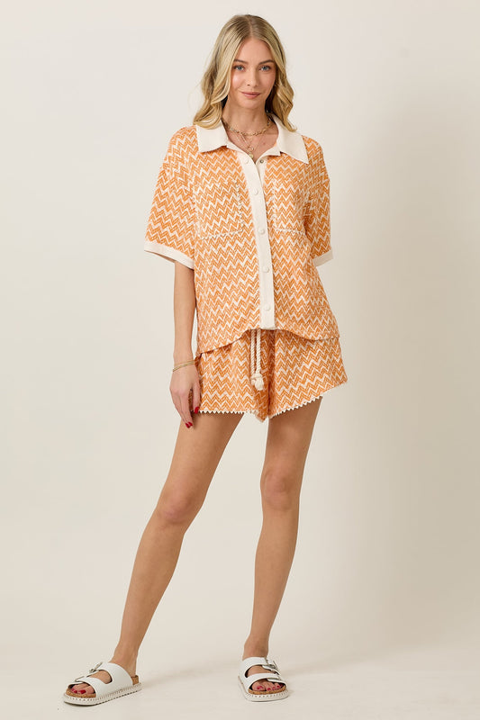 Knit Collar Short Sleeve Set With Contrast Detail Style