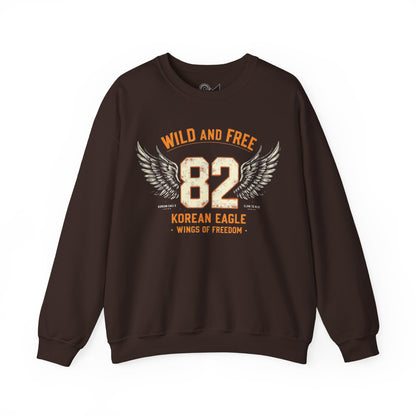 Wing and Free Unisex Heavy Blend™ Crewneck Sweatshirt - StyleMZ