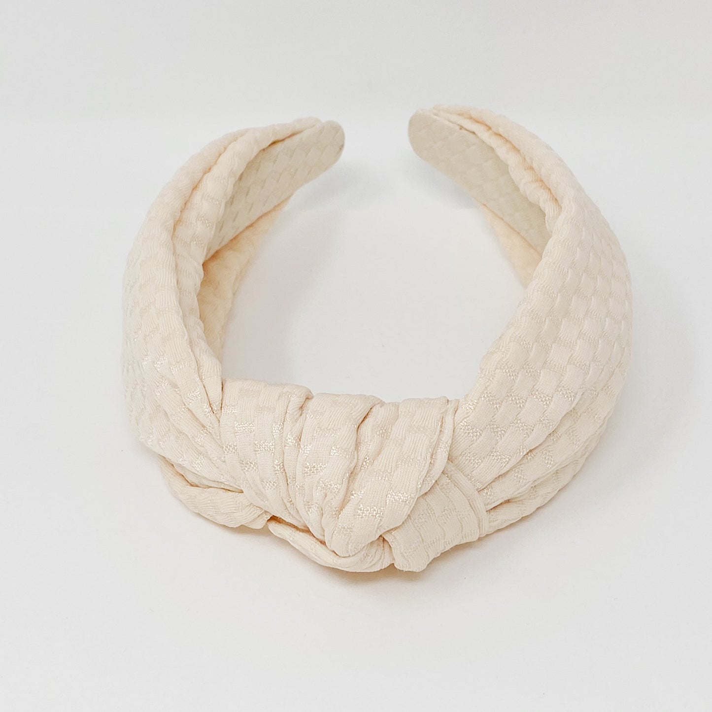 Embossed Charm Headband for Trendy Everyday Style