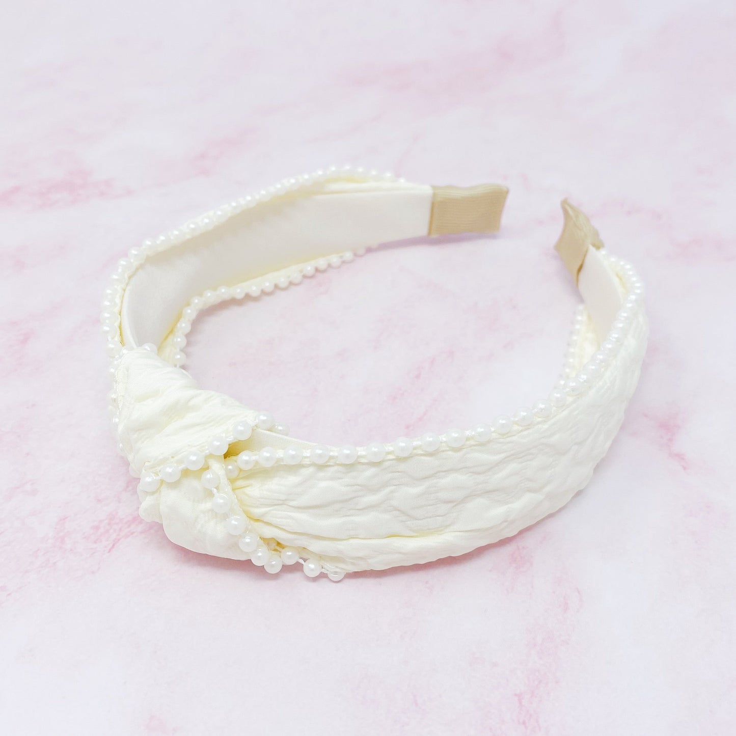 Elegant Knot Pearl Embellished Headband for Stylish Looks