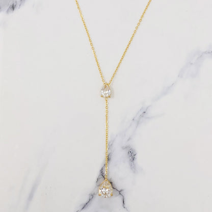 Superior Shine Drop Necklace with Dainty Chain Design