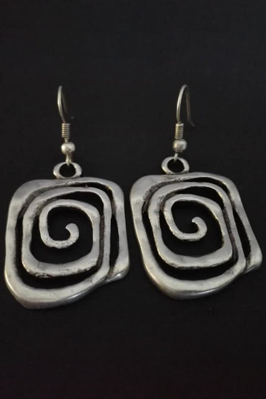 Silvery Vintage Square Swirl Hook Earrings for Retro Elegance