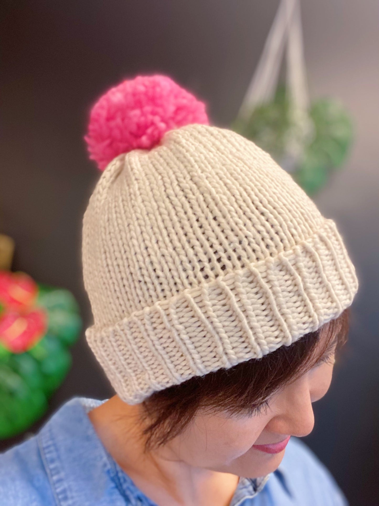 Vintage Charm Color Pom Beanie for Stylish Winter Wear