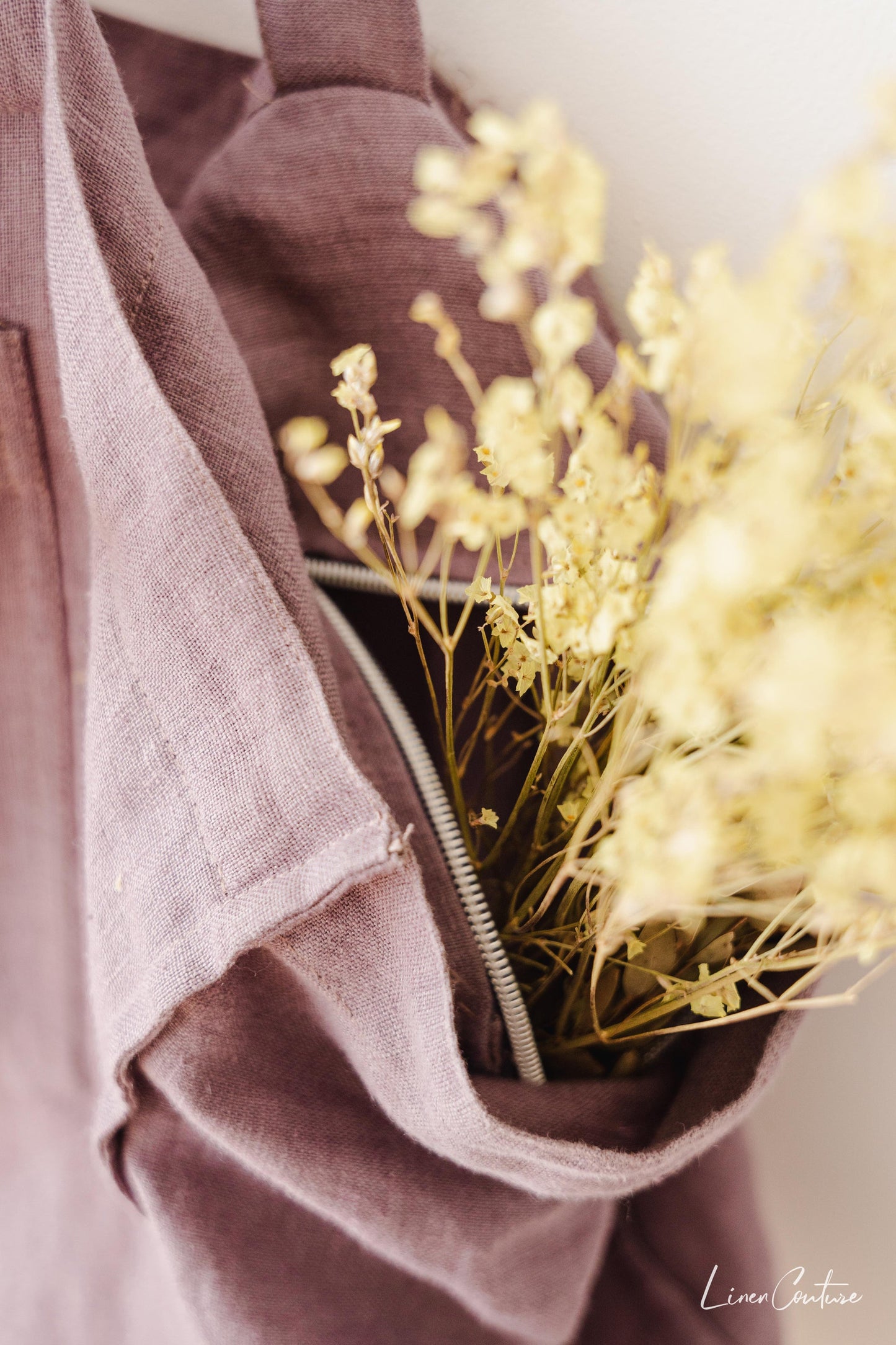 Linen Beach Bag With Pocket And Zipper In Pastel Plum