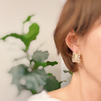 Golden Lace Metal Hoop Earrings for Elegant Style