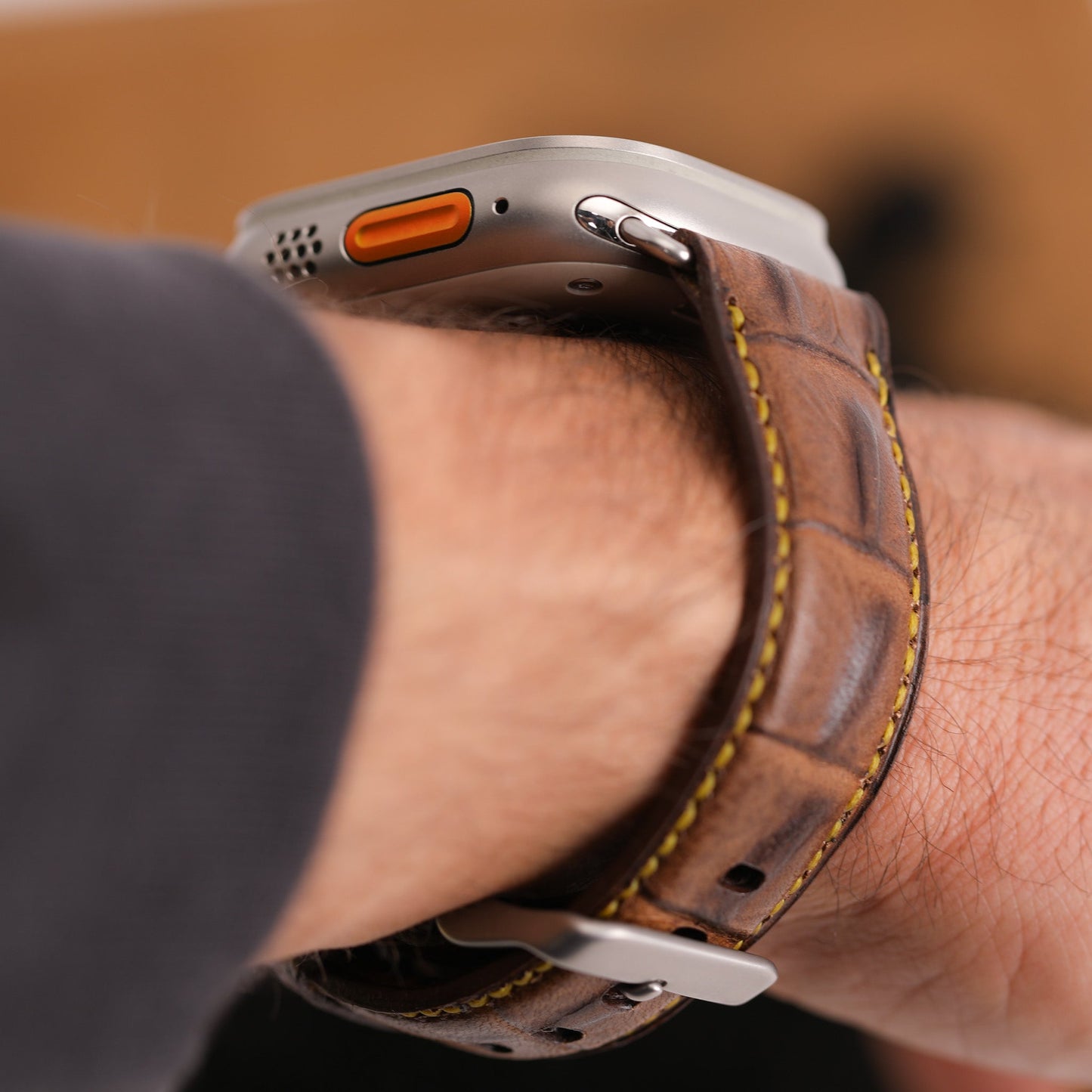 Ultra Apple Band - Handcrafted Leather Watch Strap