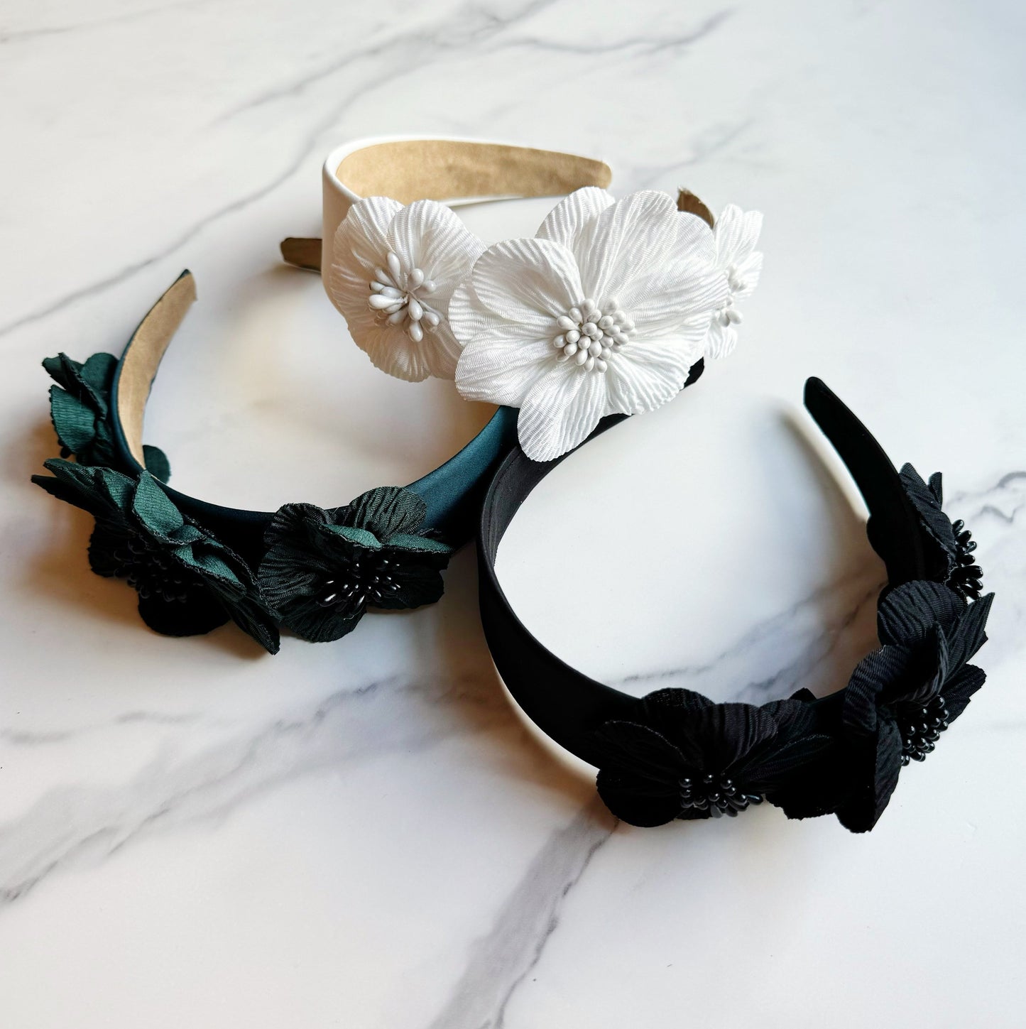 Bloom Beauty Headband with Elegant Flower Design