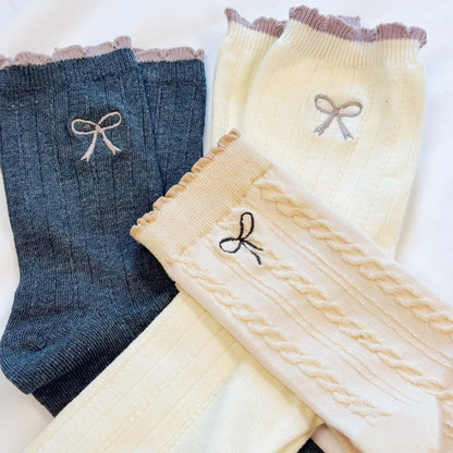 Bow Bow Socks Set Of 2 With Adorable Embroidered Bows