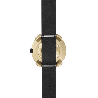 Vista Roman Gold Black Elegant Timepiece with Leather Strap