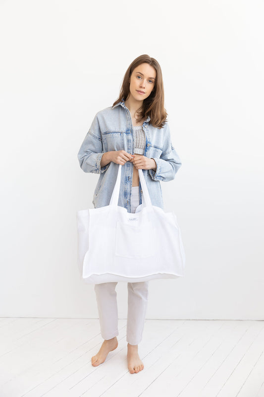 Grey Linen Beach Bag for Stylish Summer Adventures