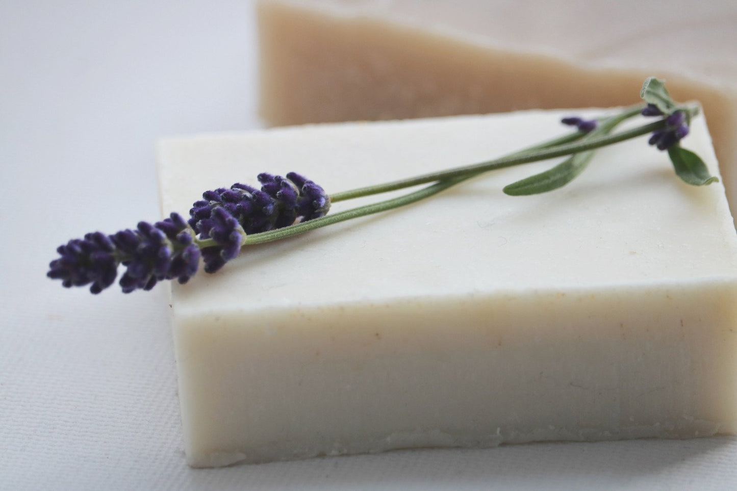 Lavender Chamomile Shampoo Bar - Natural Hair Care