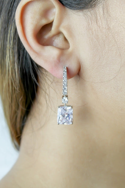 Benares Earrings with Zircons for Everyday Elegance