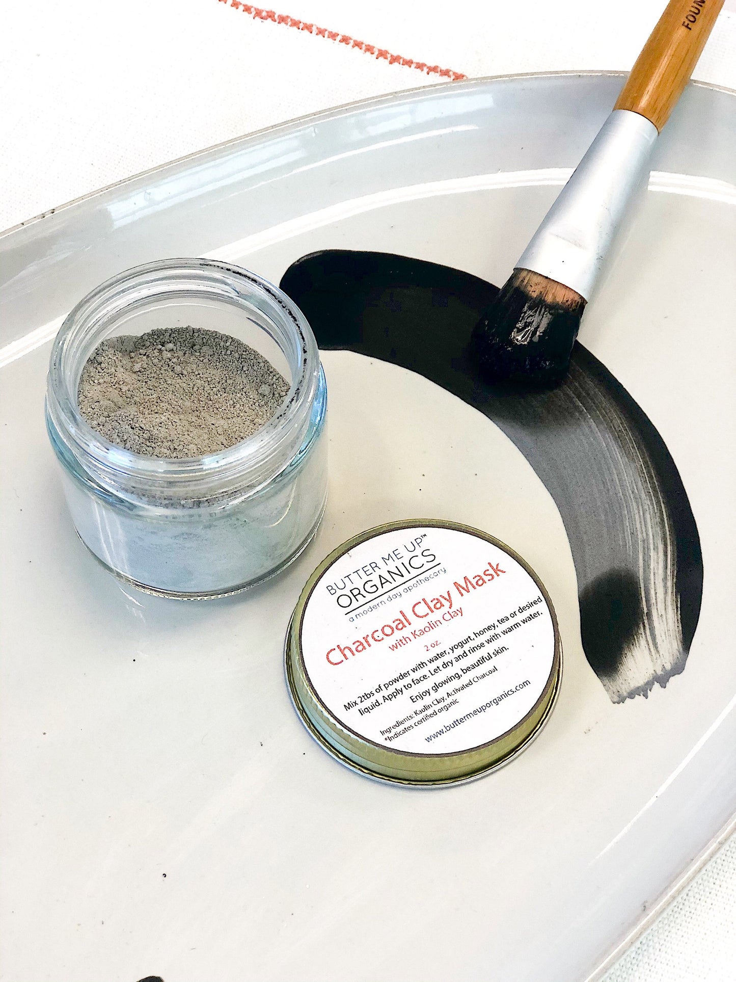 Organic Charcoal Mask for Deep Clean Skin Detoxification