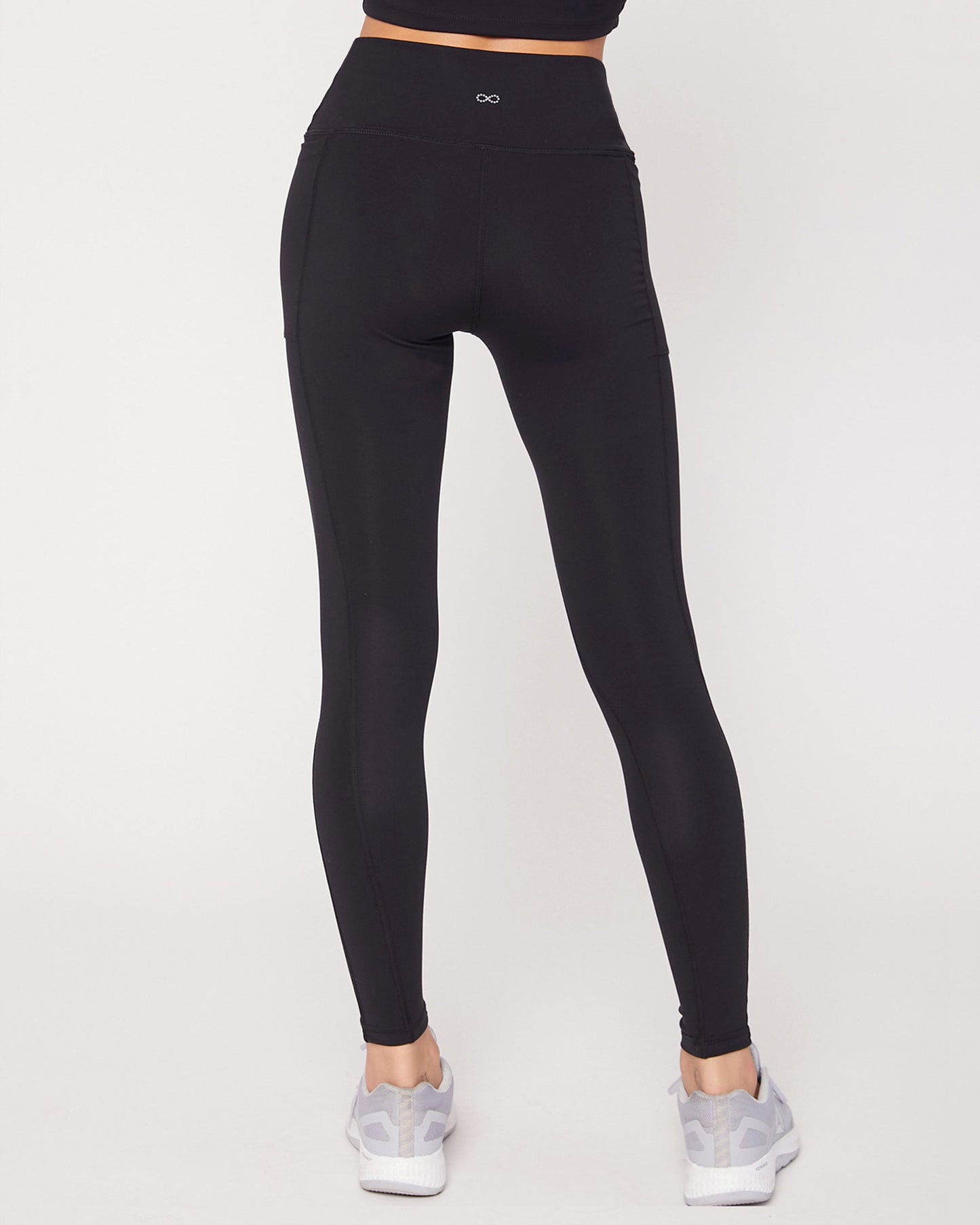 Explore Pocket Leggings 26" for All Day Comfort