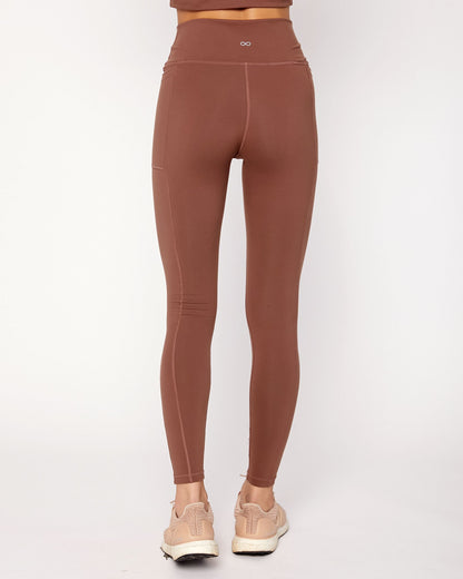 Explore Pocket Leggings 26" for All Day Comfort