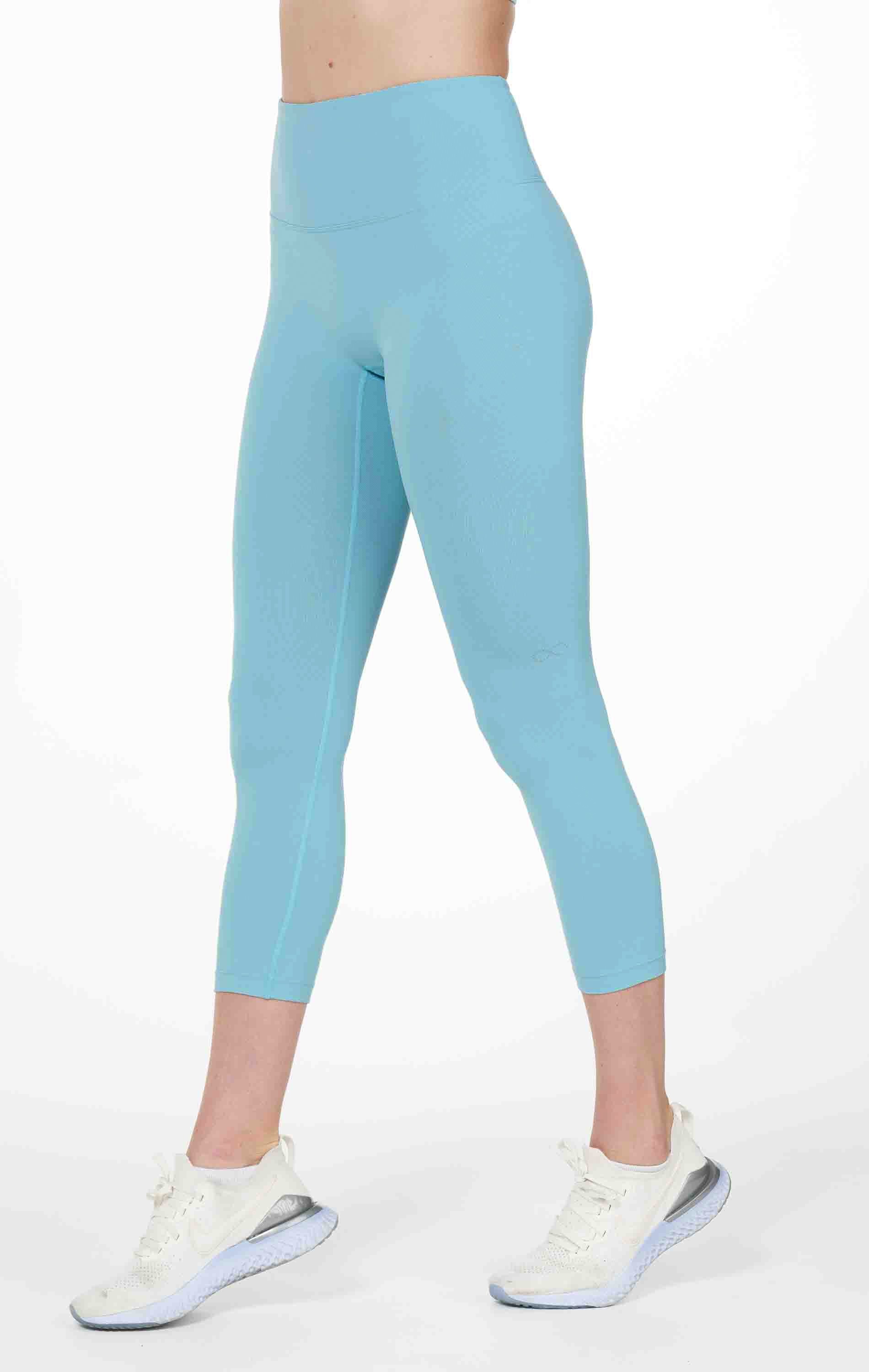 Copy of Hybrid Cloudlux Capri Legging 20" - Stylemz