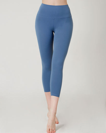 Basic Compass Capri Leggings 21 Inch for Comfort and Style