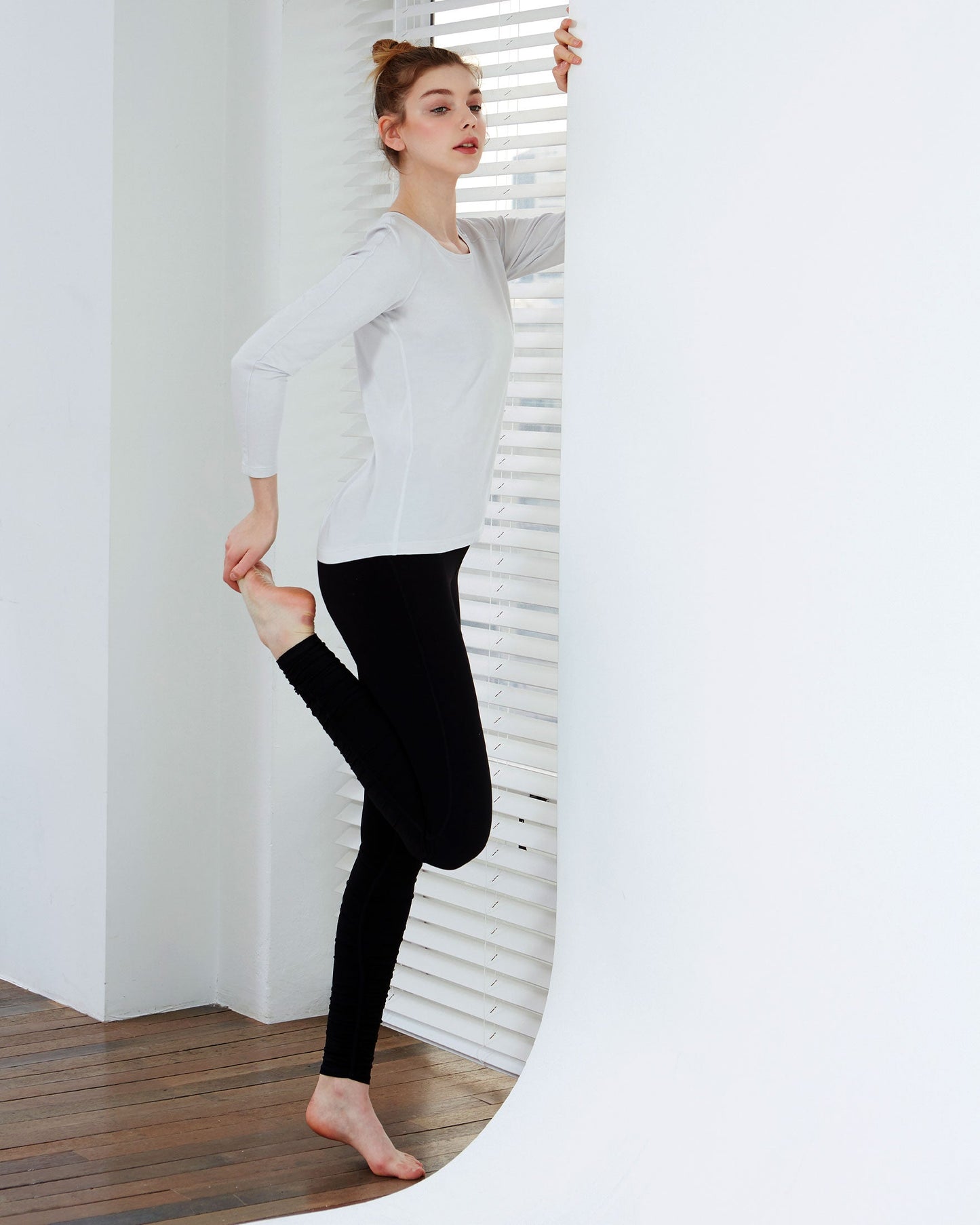 Rusche Hour Coziplex™ Leggings with Back Pockets and Seams