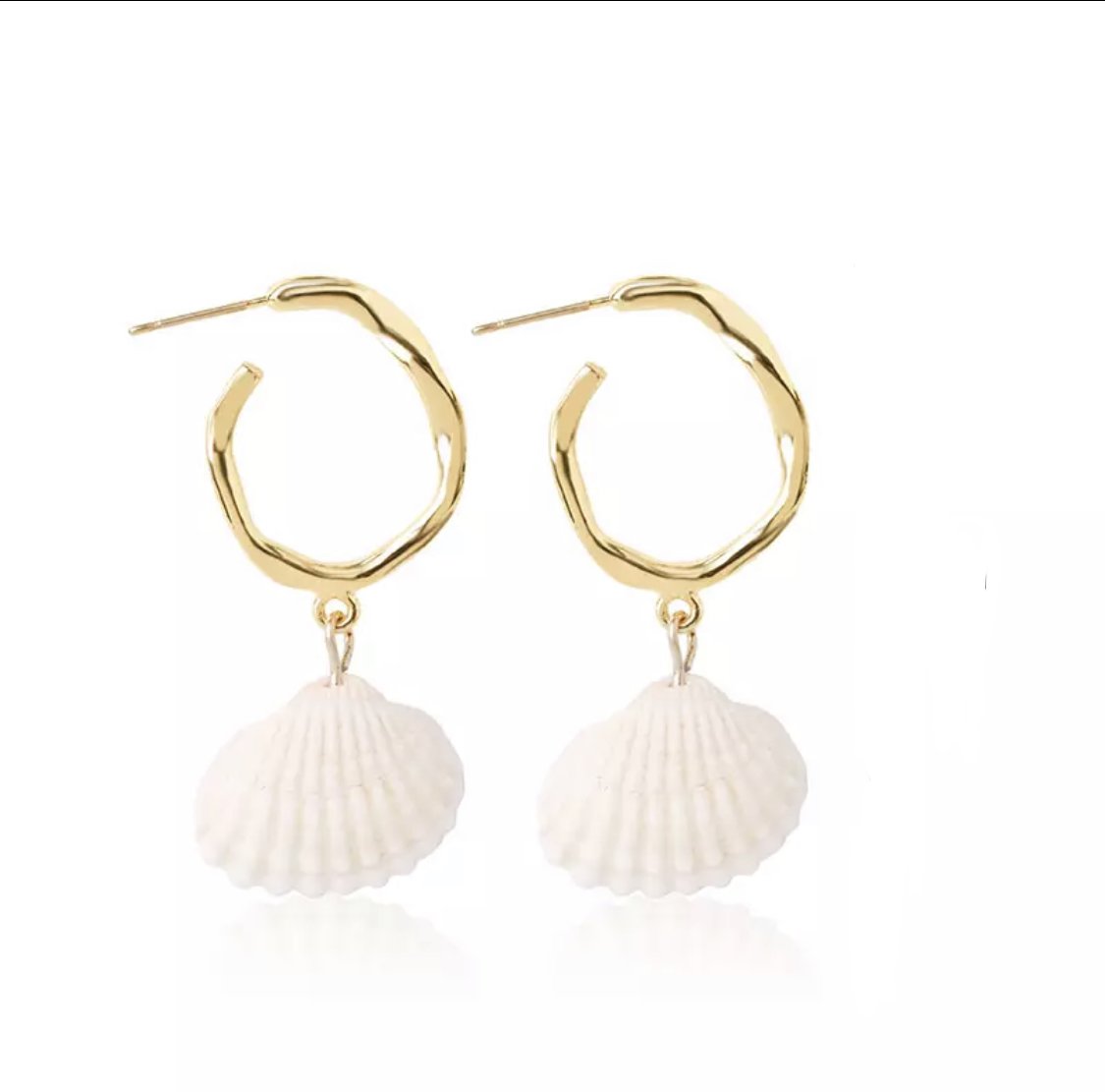 Seashell Dangle Earrings Plated for Summer Elegance