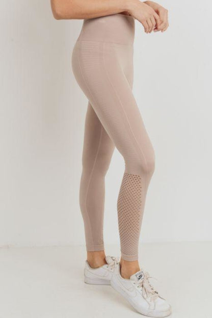 Ribbed and Perforated Seamless Highwaist Leggings for Comfort