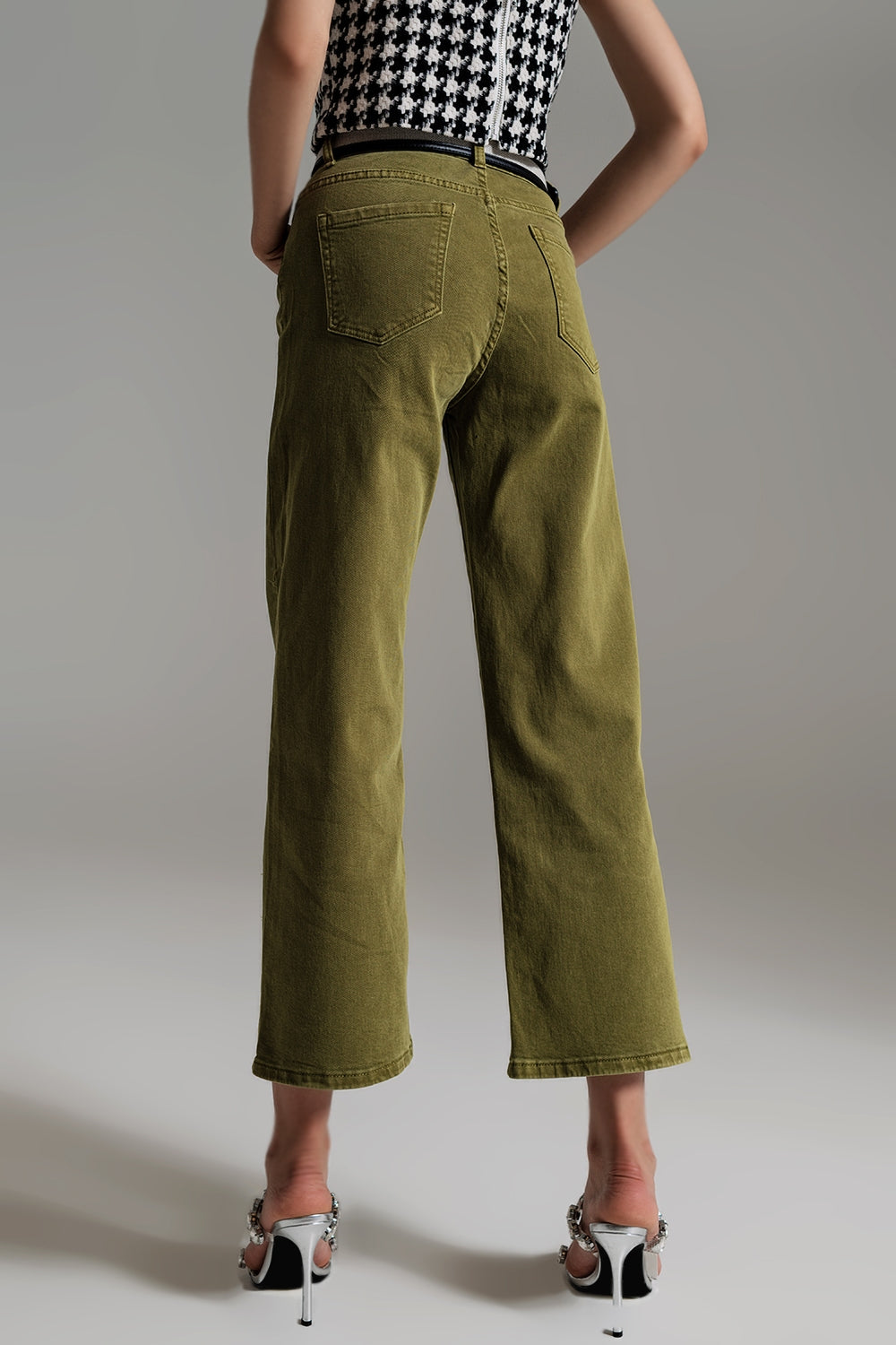 Cropped Wide Leg Jeans in Olive Green for Effortless Style