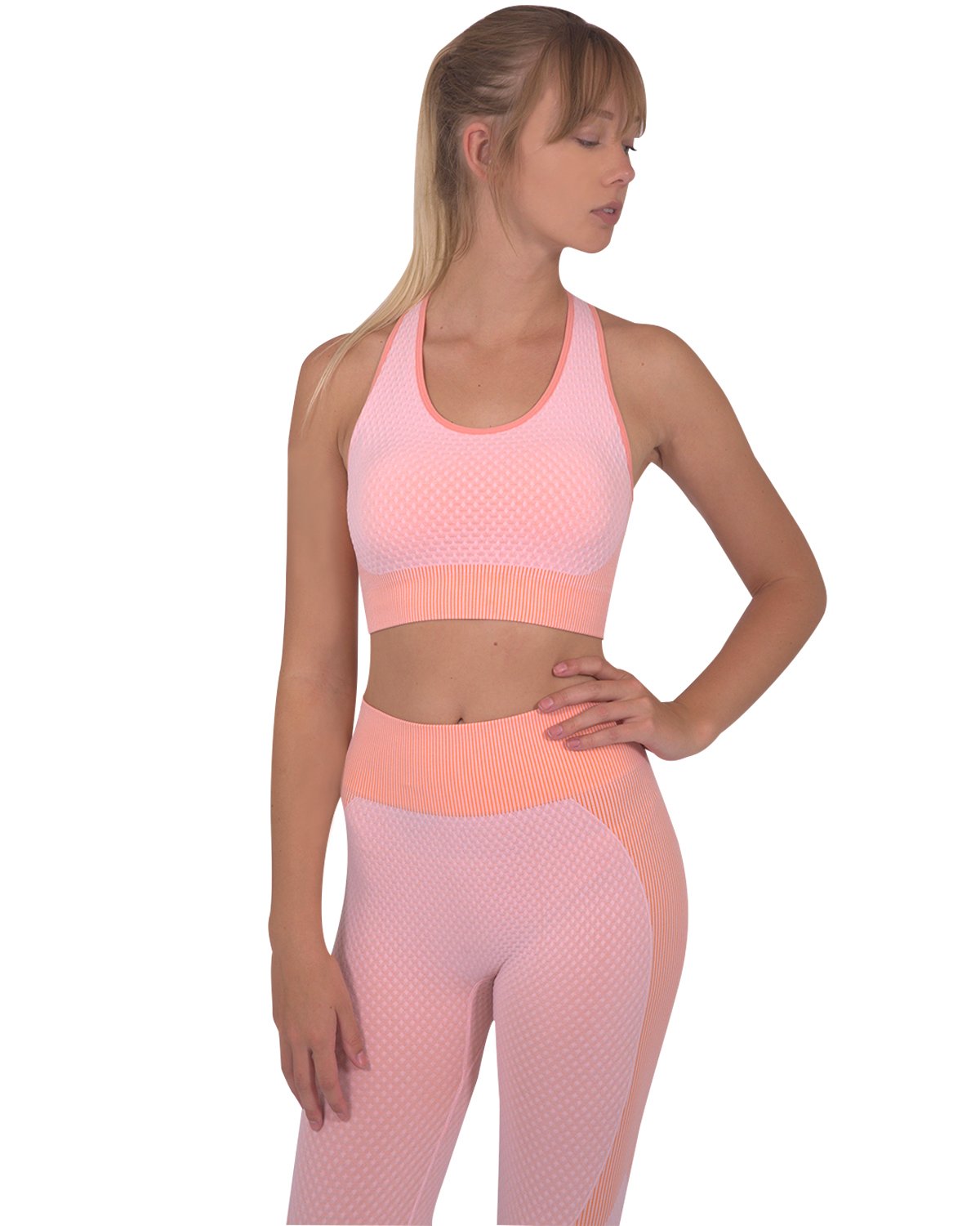 Trois Seamless Sports Bra - Pink with Chic Design