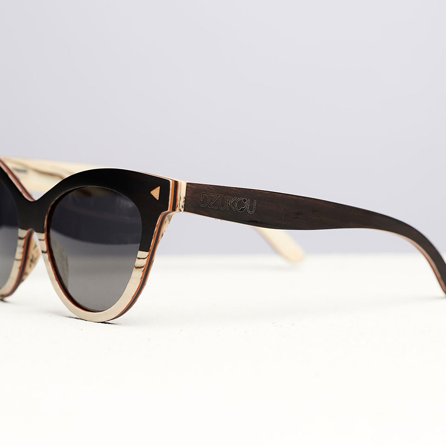 French Séduction – Stylish Wooden Sunglasses for Women