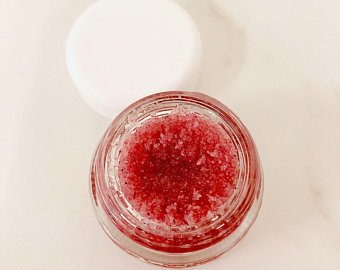 Organic Coconut Lip Scrub for Soft, Exfoliated Lips