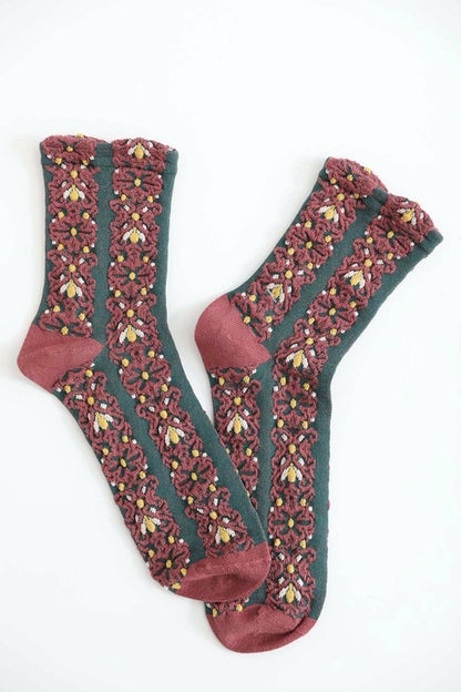 Embroidered Flower Pattern Socks for Cozy Style