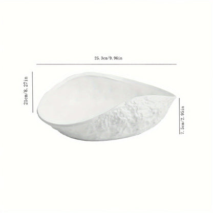 Elegant Shell-Shaped Ceramic Dish Ideal for Seafood Serving