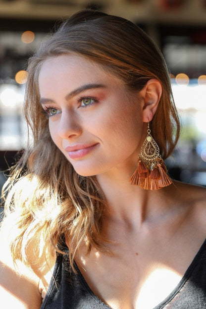 Filigree Raffia Tassel Earrings for Boho Chic Style