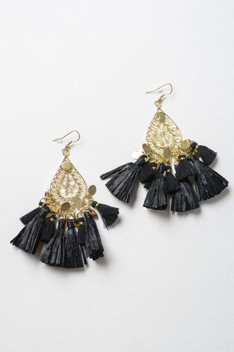 Filigree Raffia Tassel Earrings for Boho Chic Style