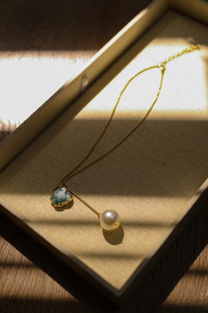 Elegant Gem and Pearl Pendant Necklace for Any Occasion