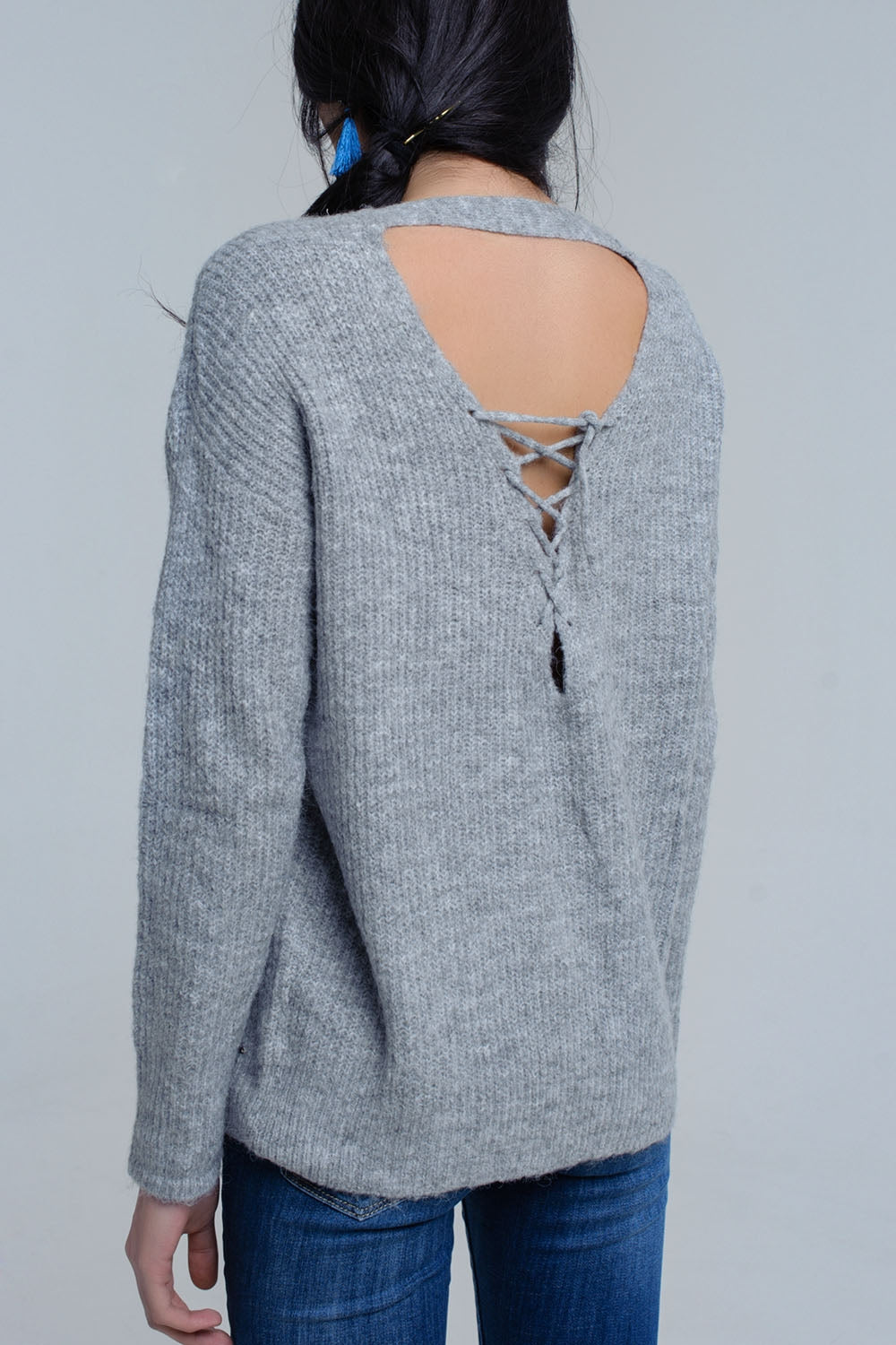 Stylish Gray Knitted Sweater With Tie-Back Closure for Comfort