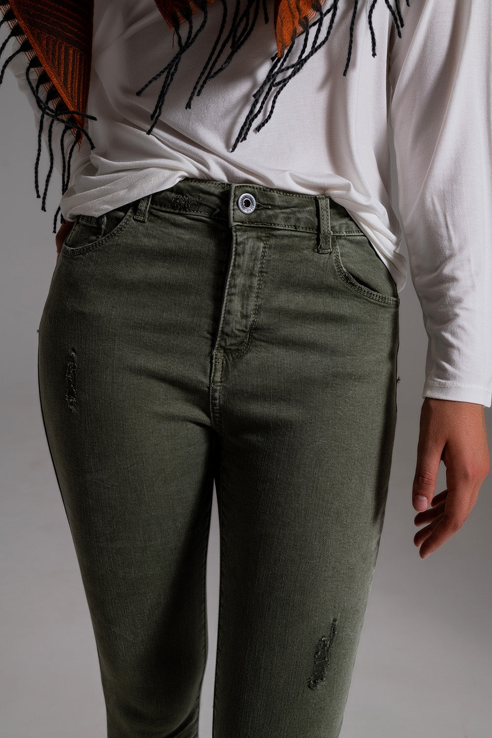 High Waisted Skinny Jeans in Khaki with Distressed Design