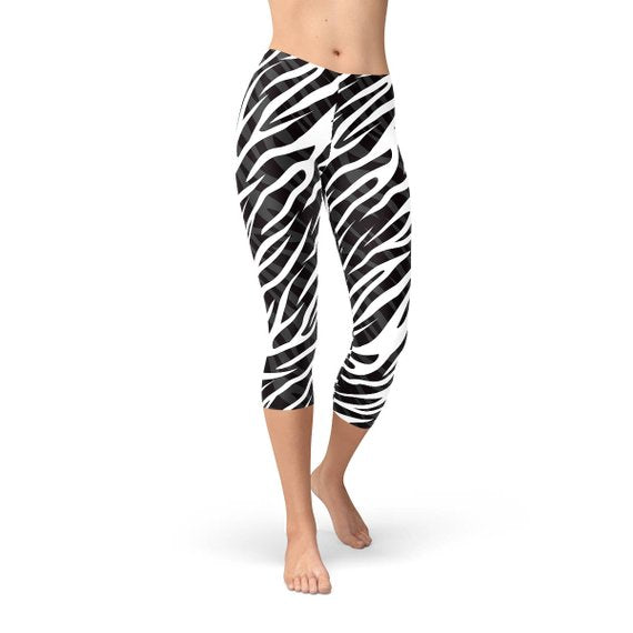 Womens Zebra Stripes Capri Leggings - Stylemz